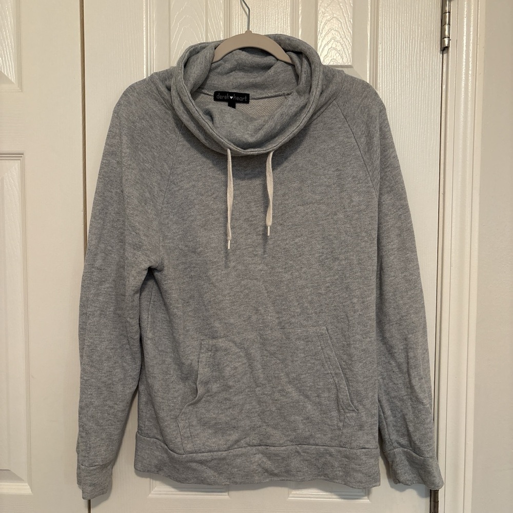 Derek Heart Light Gray Turtleneck Sweater